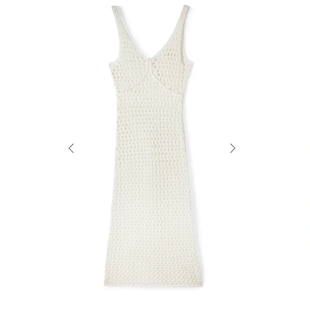 Zulu & Zephyr White Cotton Crochet Knit Dress - Picture 6 of 12